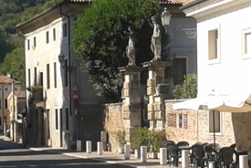 the village of Costozza with the entrance of Villa Da Schio